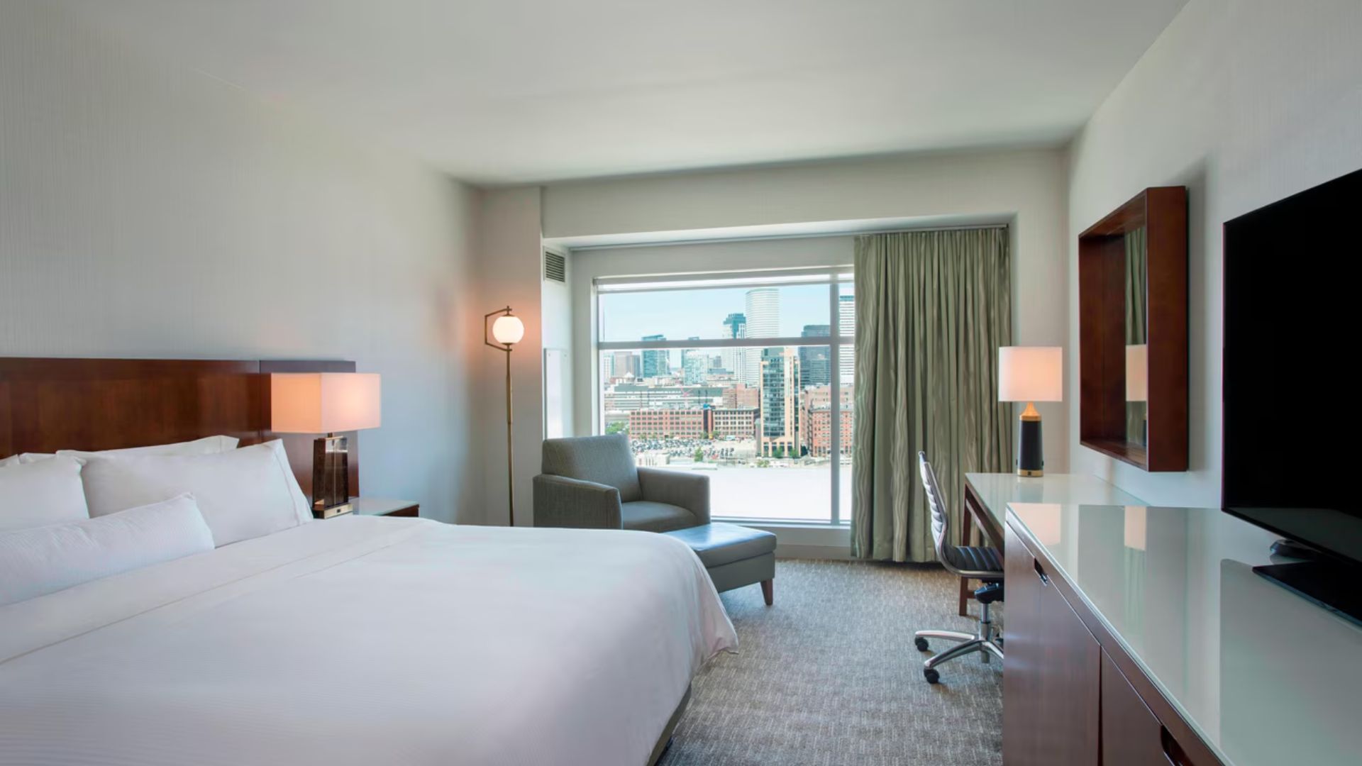 The Westin Boston Seaport District - Accommodation and Venue for the 11th CAR-TCR Summit